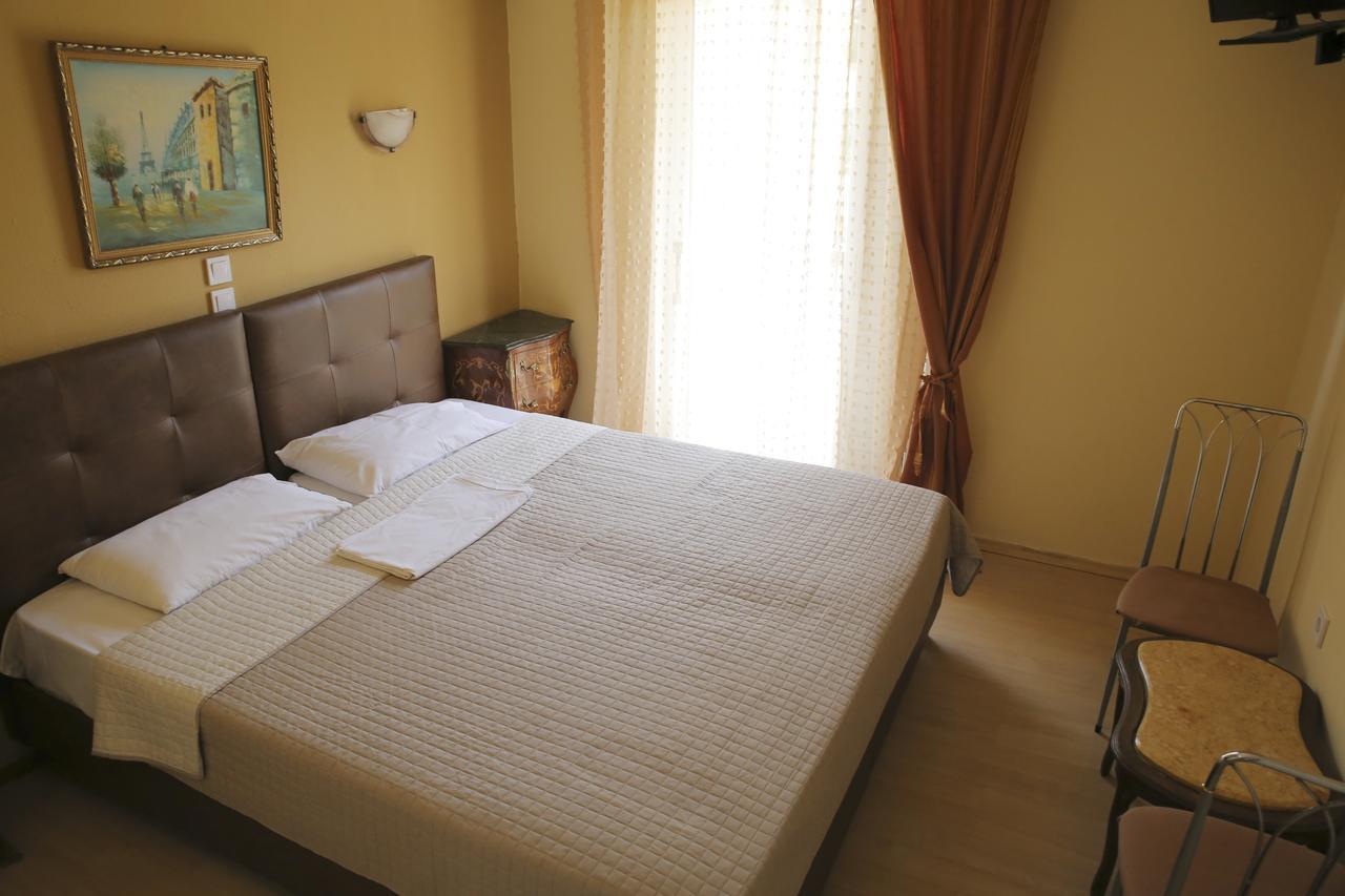 Hotel Anesi Athene Buitenkant foto